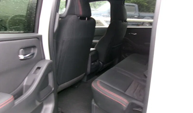 
								NISSAN FRONTIER PRO-4X CREW CAB full									