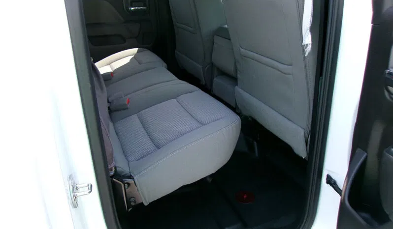
								CHEVROLET SILVERADO 2500 HD EX CAB full									