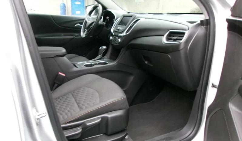 
								CHEVROLET EQUINOX LT full									