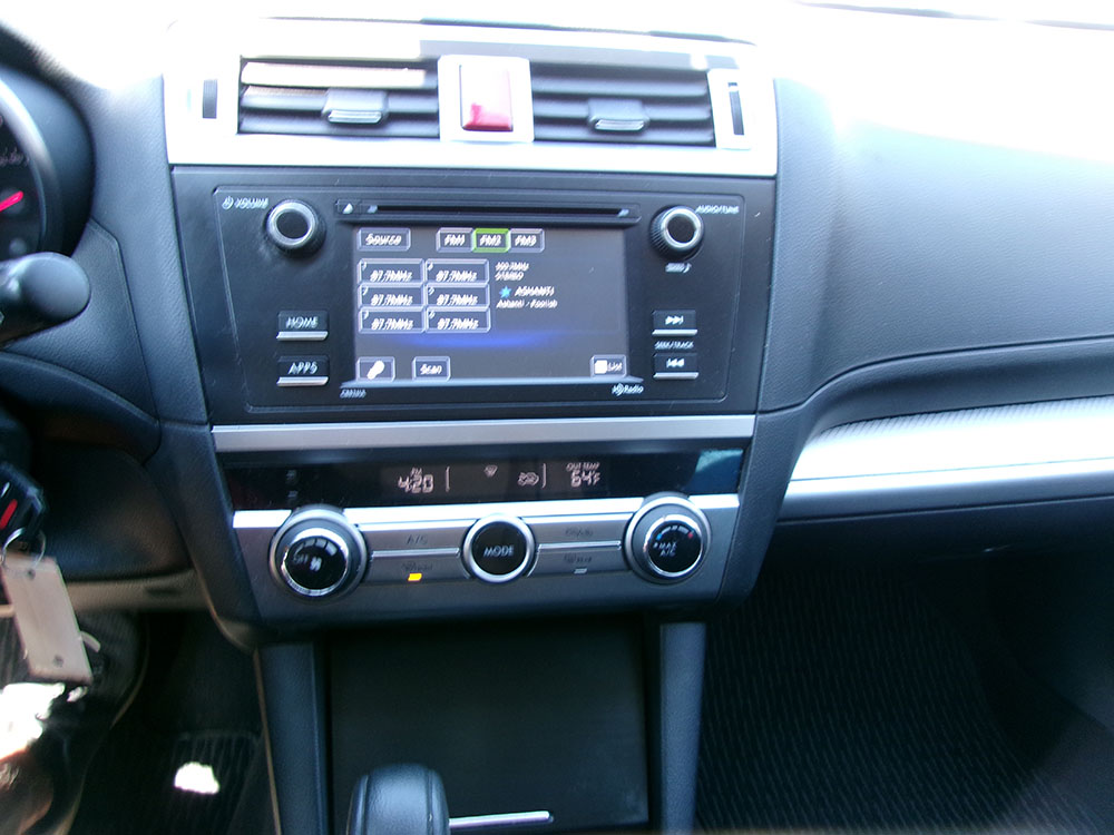 
								SUBARU OUTBACK full									