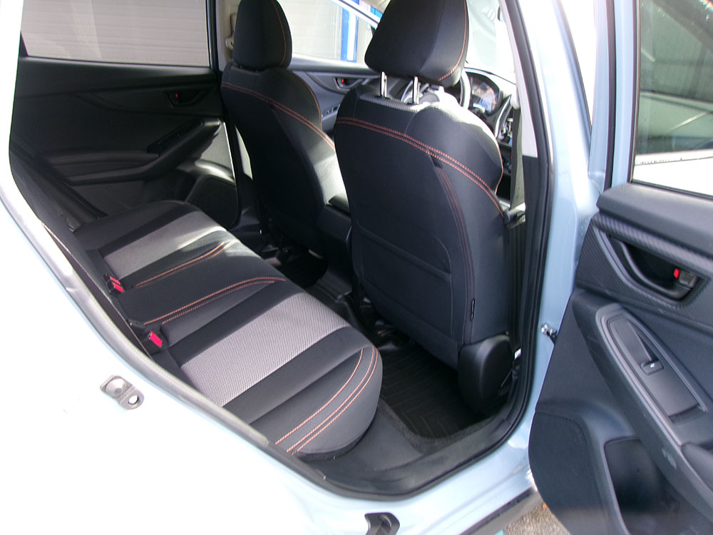 
								SUBARU CROSSTREK PREMIUM full									