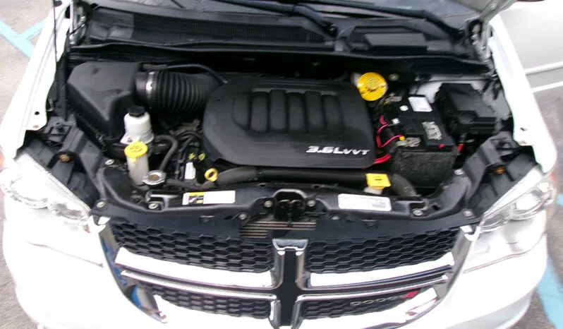 
								DODGE GRAND CARAVAN SXT full									