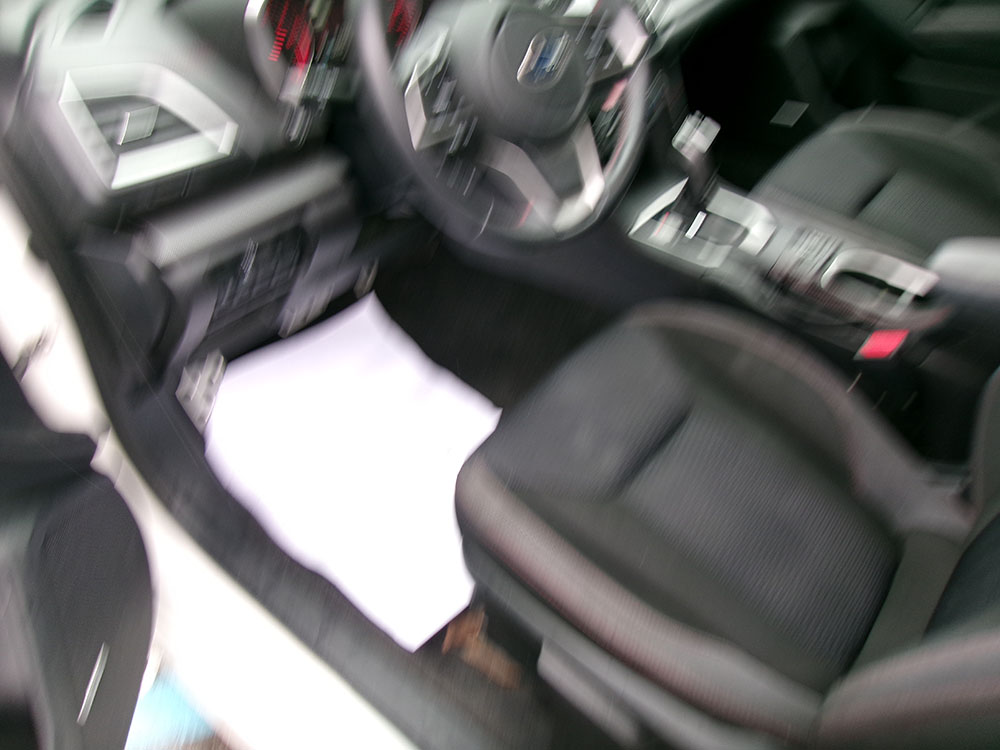 
								SUBARU IMPREZA SPORT full									