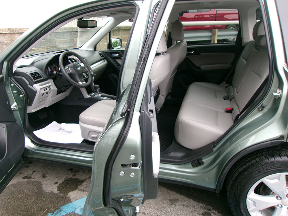 
								SUBARU FORESTER LIMITED full									