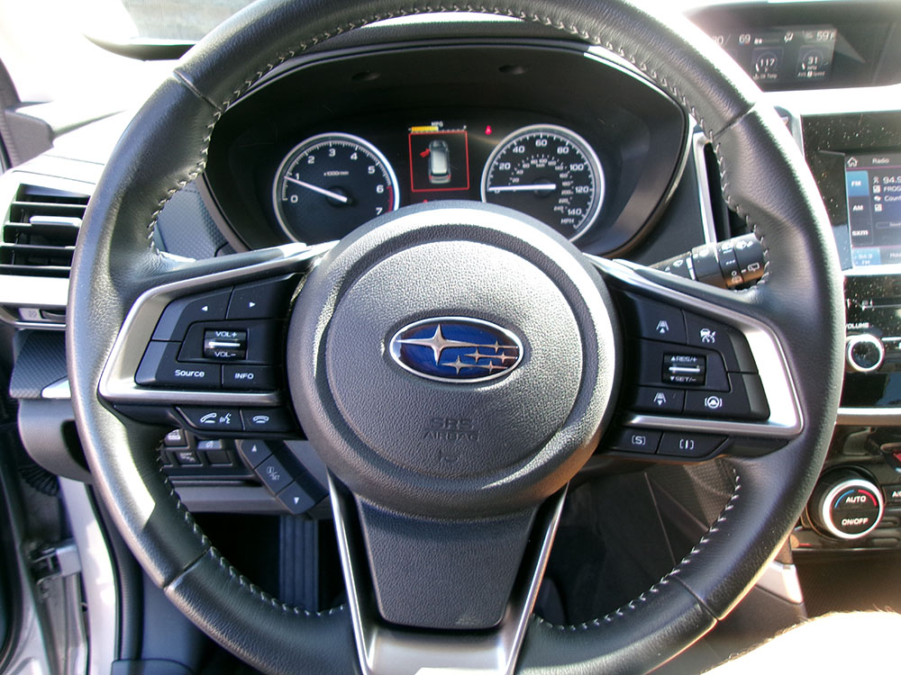 
								SUBARU FORESTER PREMIUM full									