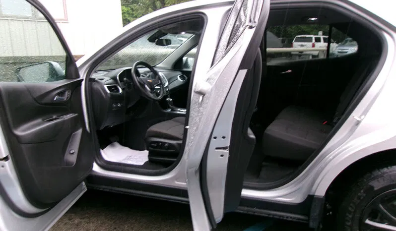 
								CHEVROLET EQUINOX LT full									