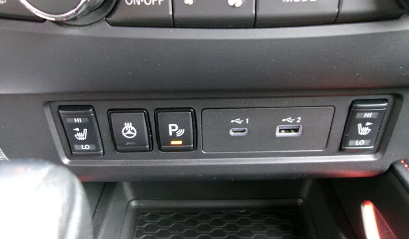 
								NISSAN FRONTIER PRO-4X CREW CAB full									