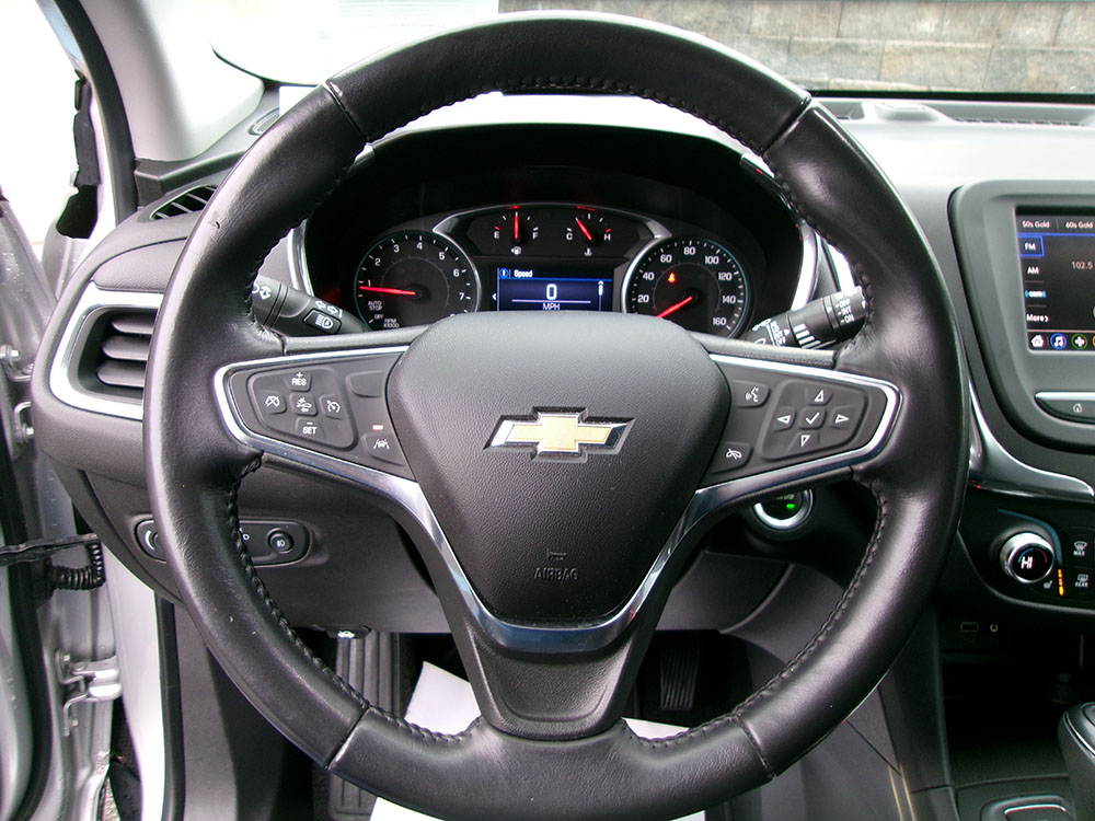 
								CHEVROLET EQUINOX LT full									