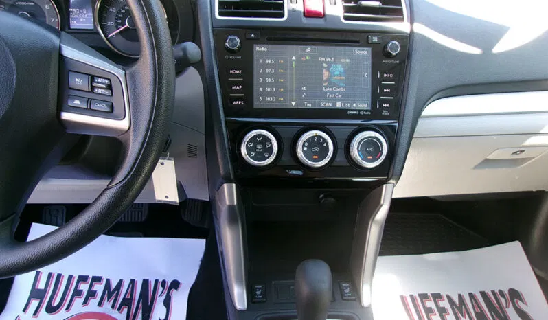 
								SUBARU FORESTER PREMIUM full									