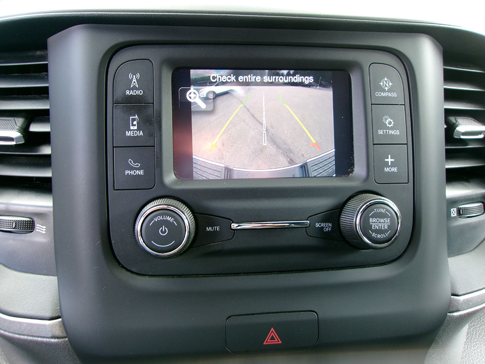 
								RAM 2500 TRADESMAN CREW CAB full									