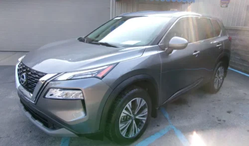 2023 Nissan Rogue SV's photo