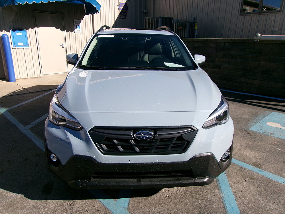 
								SUBARU CROSSTREK LIMITED full									