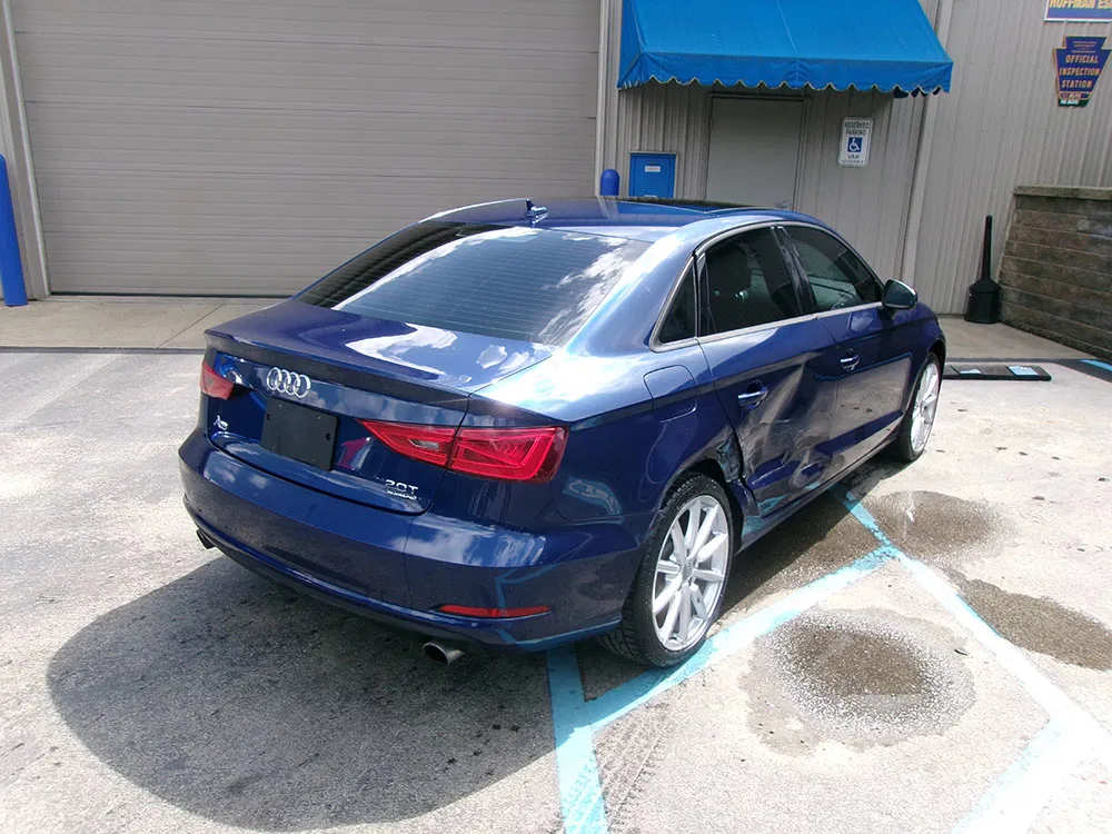 
								AUDI A3 PREMIUM full									