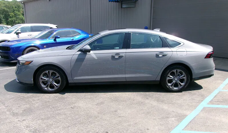 
								HONDA ACCORD EX-L HYBRID full									