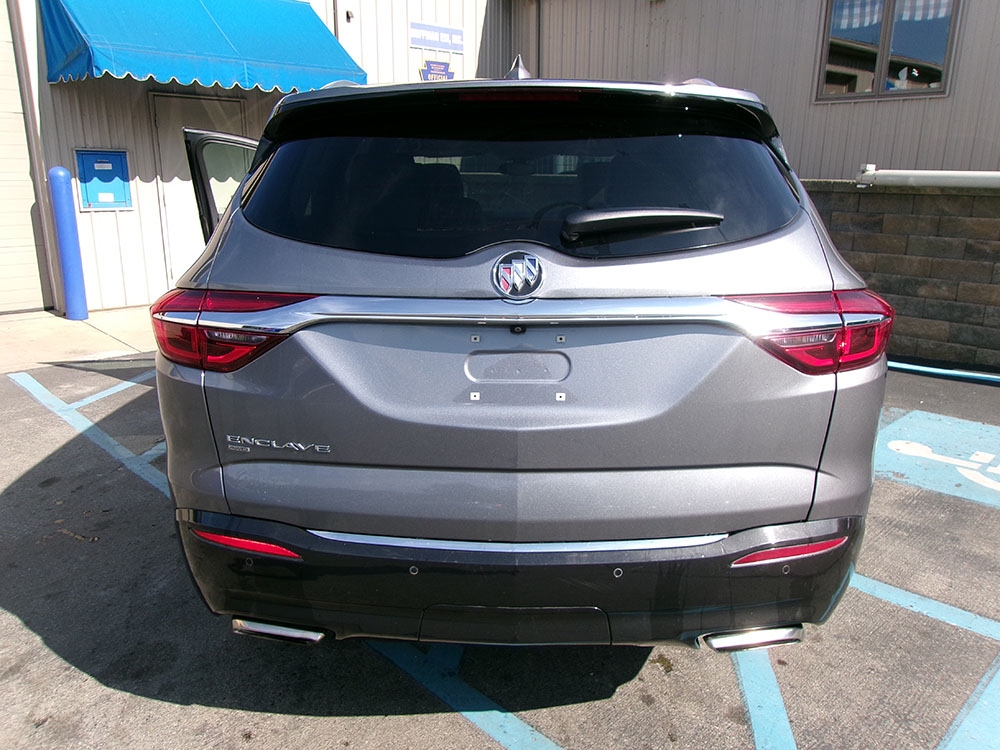 
								BUICK ENCLAVE ESSENCE full									