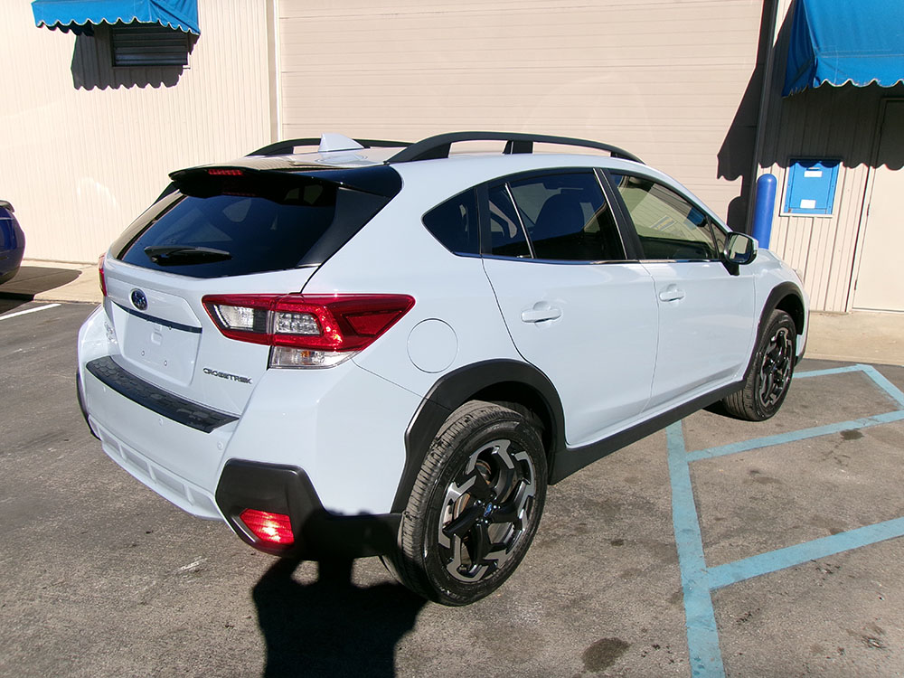 
								SUBARU CROSSTREK LIMITED full									