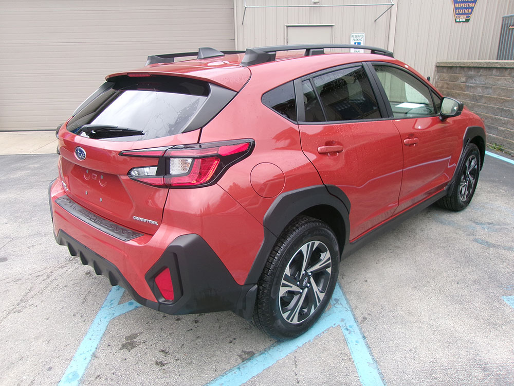 
								SUBARU CROSSTREK PREMIUM full									