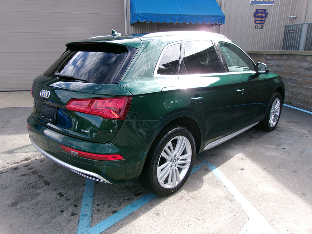 
								AUDI Q5 PREMIUM PLUS full									