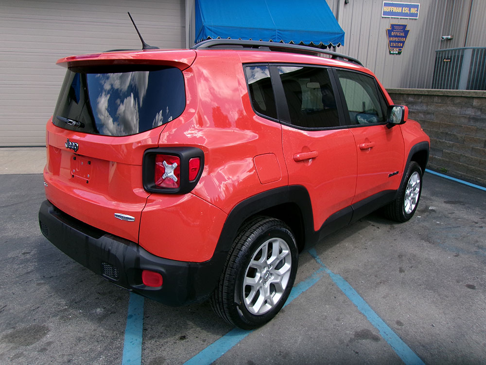 
								JEEP RENEGADE LATITUDE full									