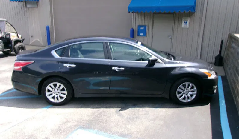 
								NISSAN ALTIMA full									