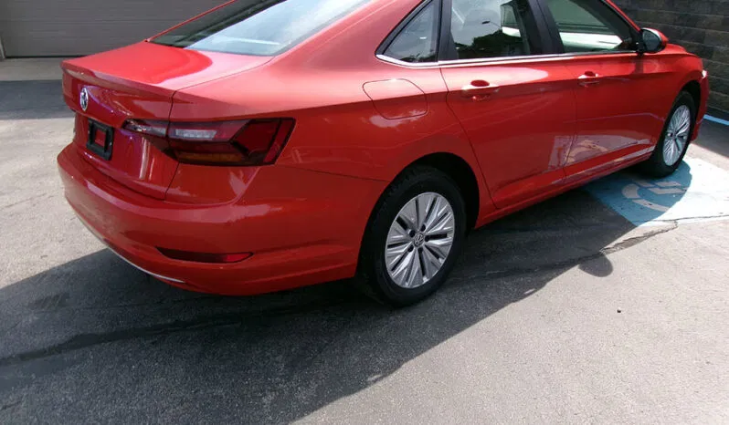 
								VOLKSWAGEN JETTA S full									