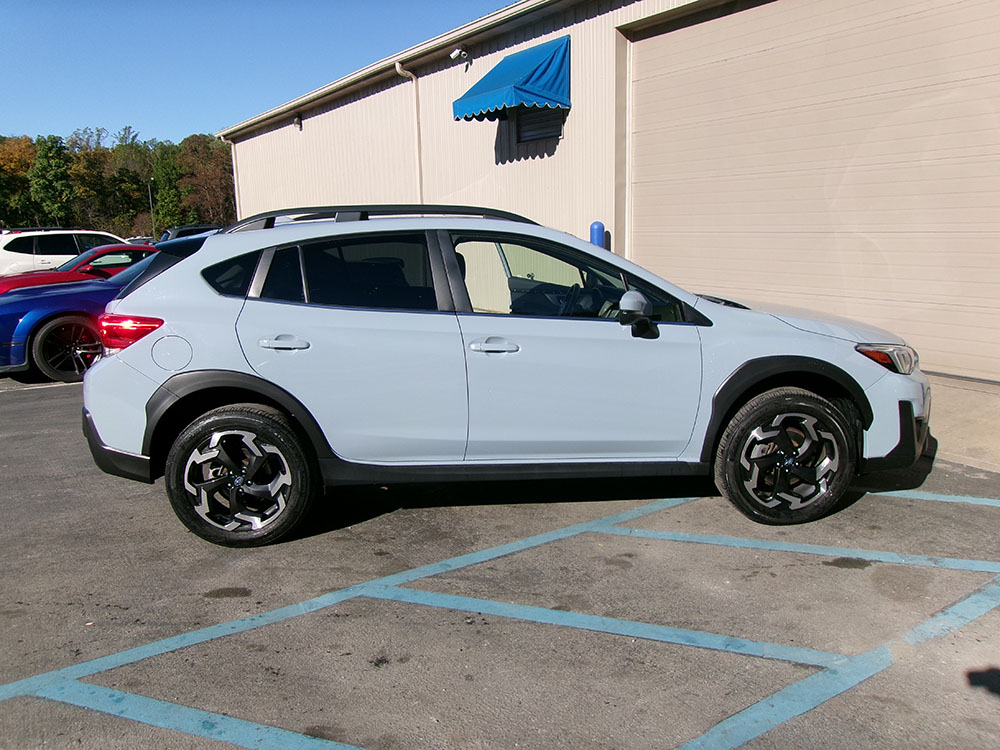 
								SUBARU CROSSTREK LIMITED full									