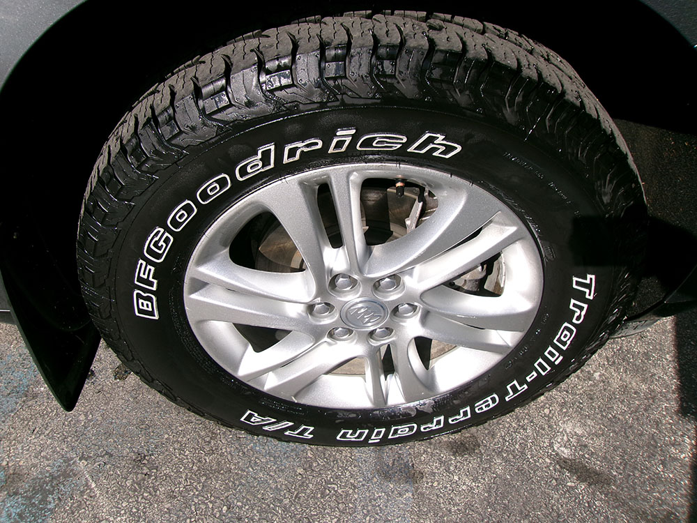 
								BUICK ENCLAVE ESSENCE full									