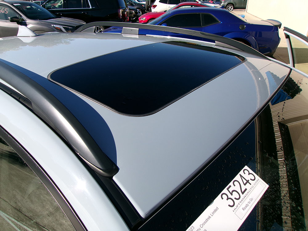 
								SUBARU CROSSTREK LIMITED full									