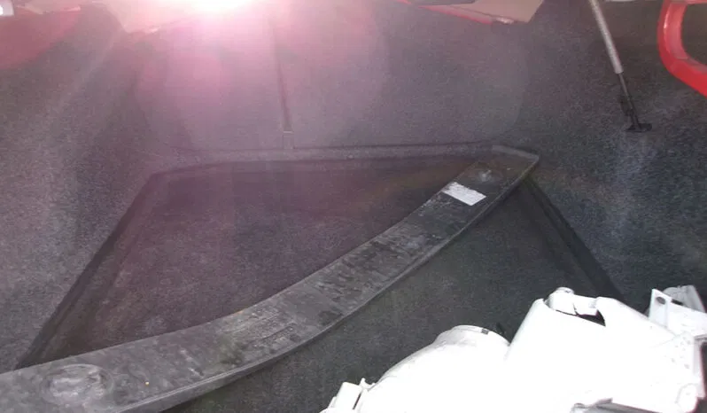 
								VOLKSWAGEN JETTA S full									