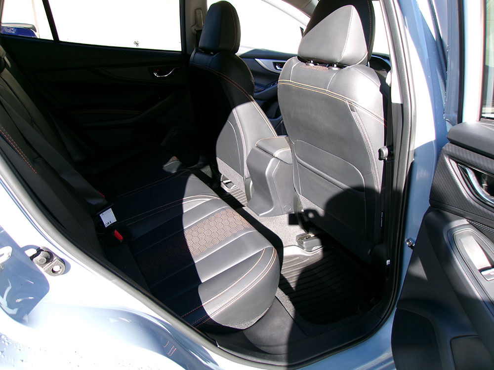 
								SUBARU CROSSTREK LIMITED full									