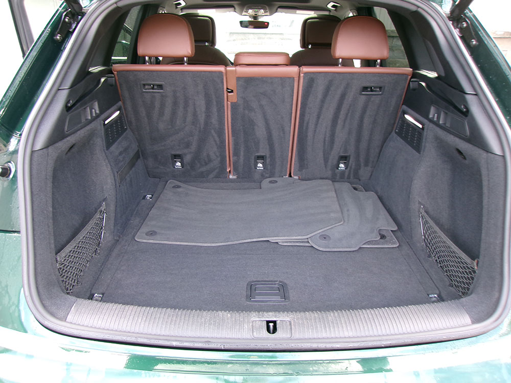 
								AUDI Q5 PREMIUM PLUS full									