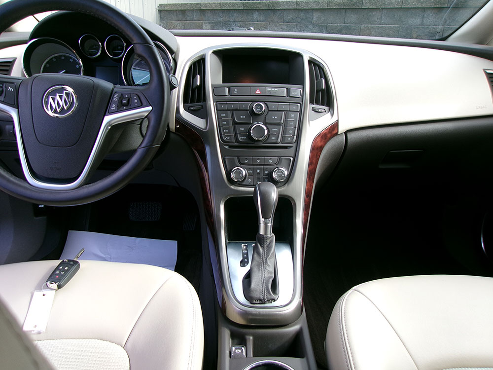 
								BUICK VERANO CONVENIENCE full									
