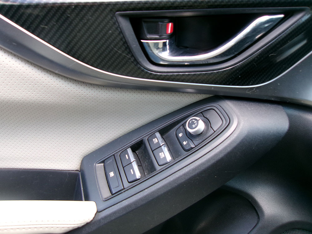 
								SUBARU IMPREZA LIMITED full									