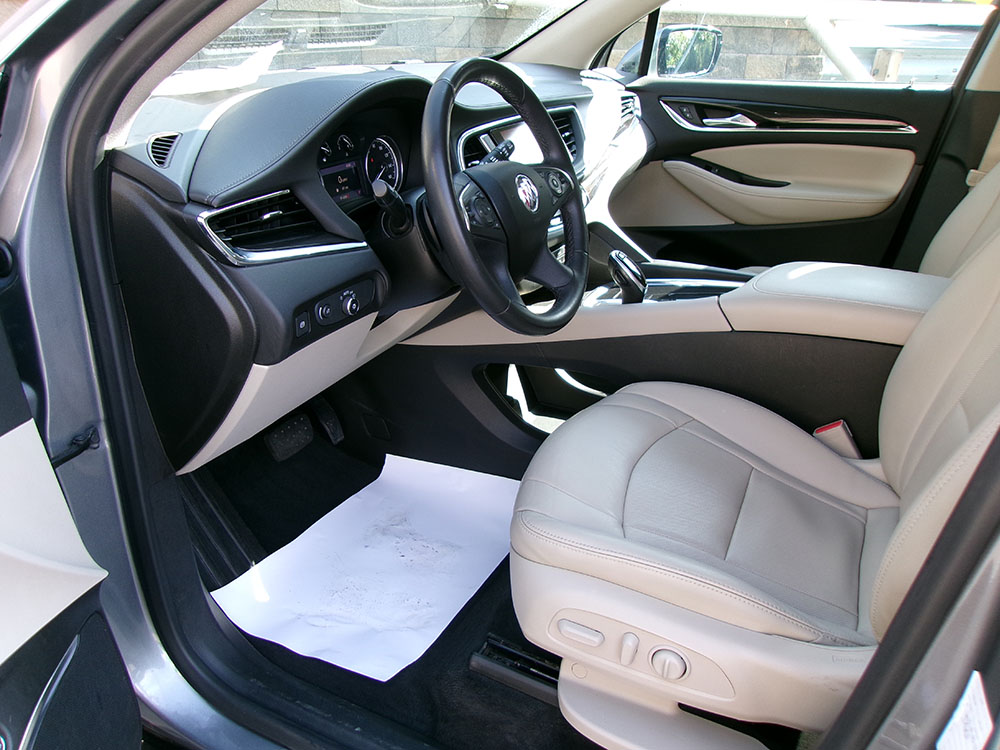 
								BUICK ENCLAVE ESSENCE full									