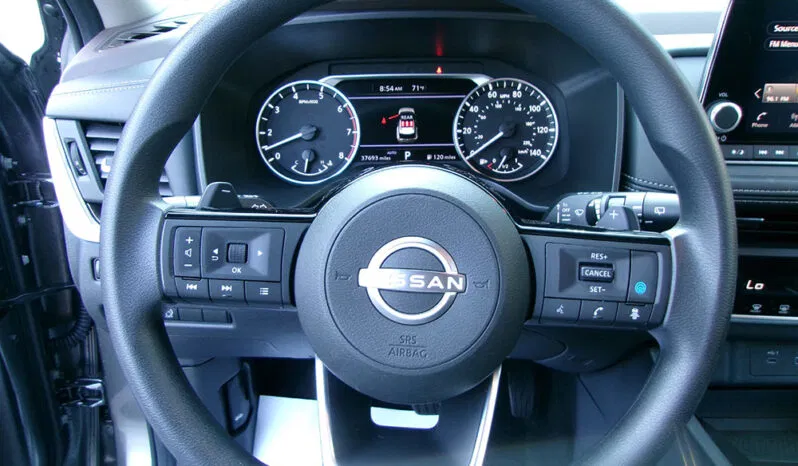 
								NISSAN ROGUE SV full									