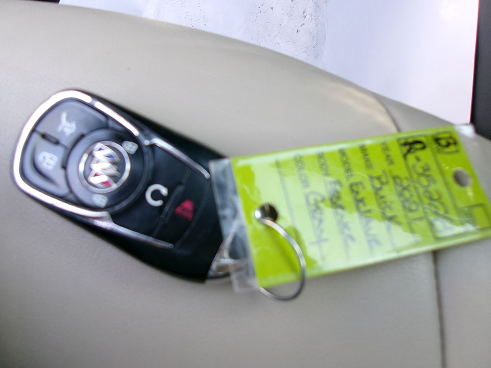 
								BUICK ENCLAVE ESSENCE full									