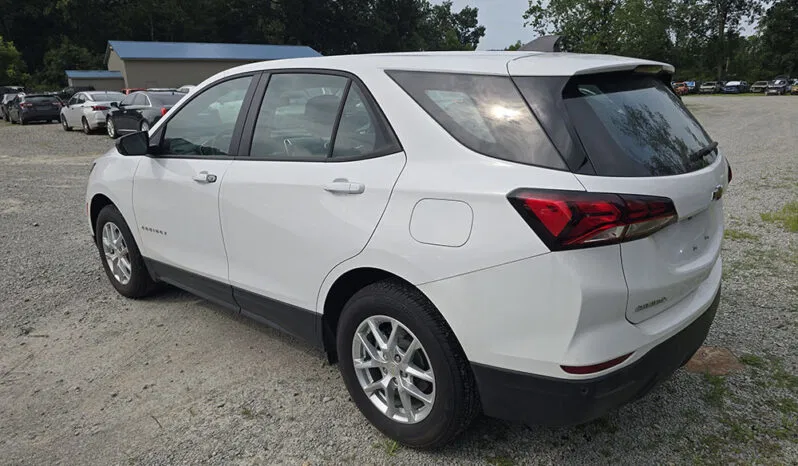 
								CHEVROLET EQUINOX LS full									