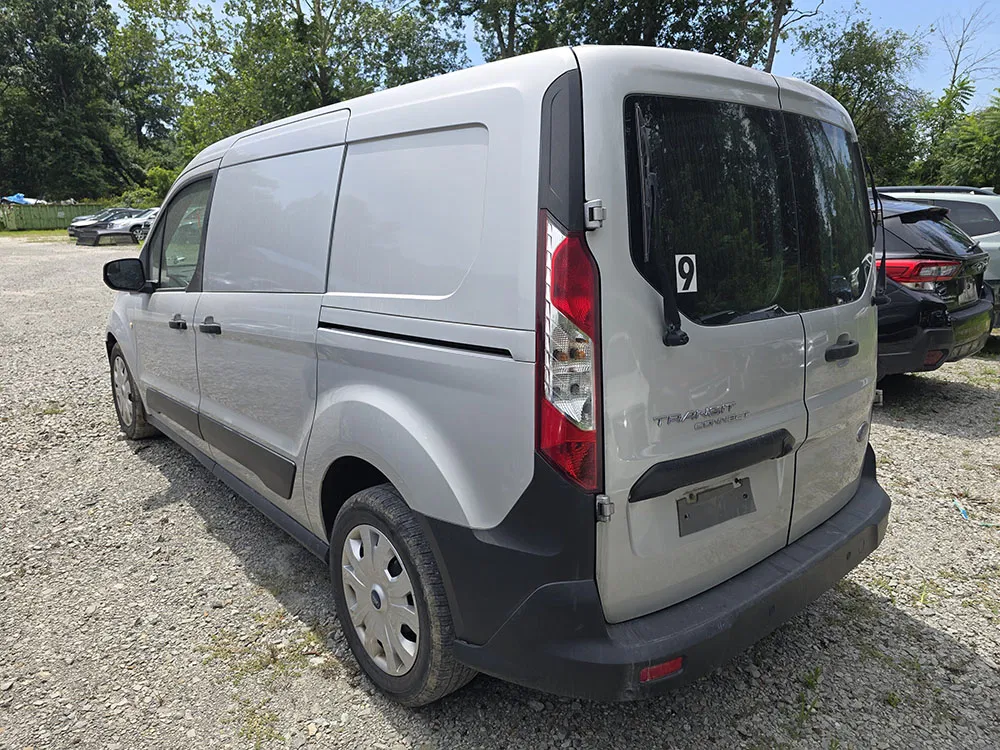 
								FORD TRANSIT CONNECT XL full									