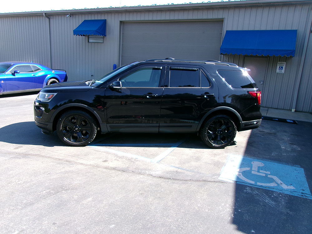 
								FORD EXPLORER SPORT full									