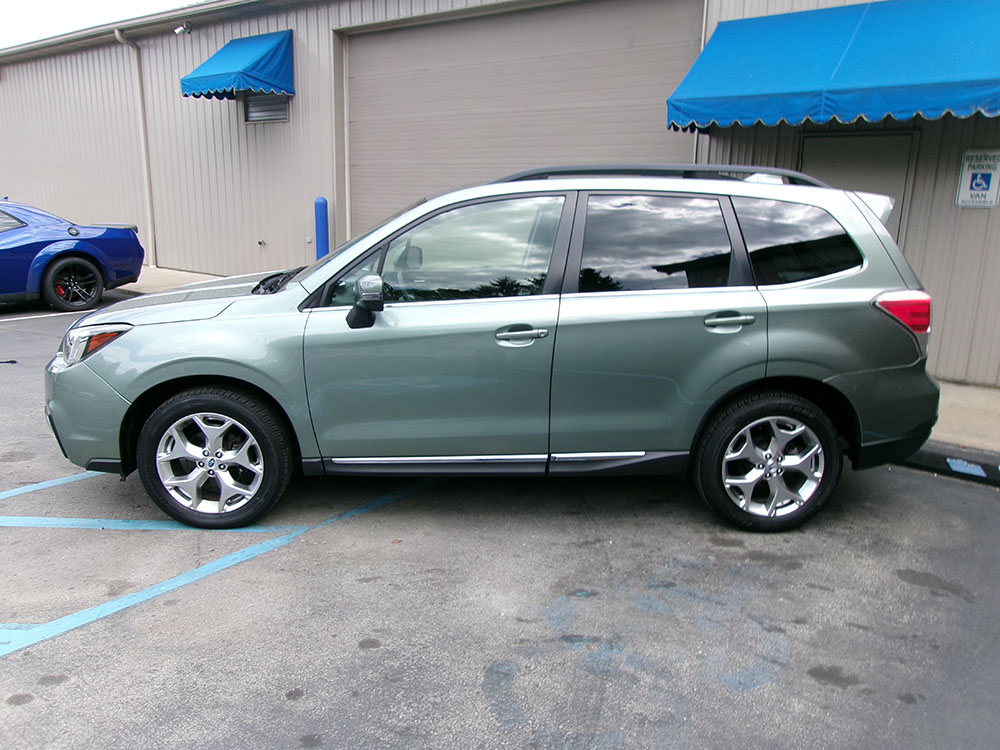 
								SUBARU FORESTER TOURING full									