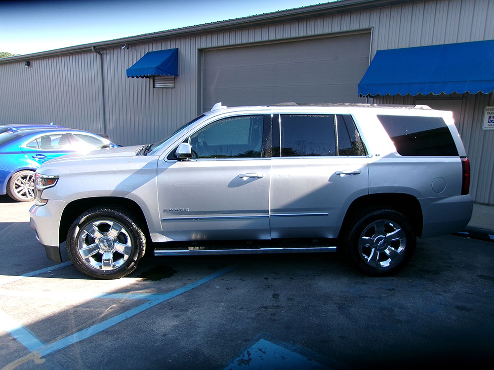
								CHEVROLET TAHOE LT full									