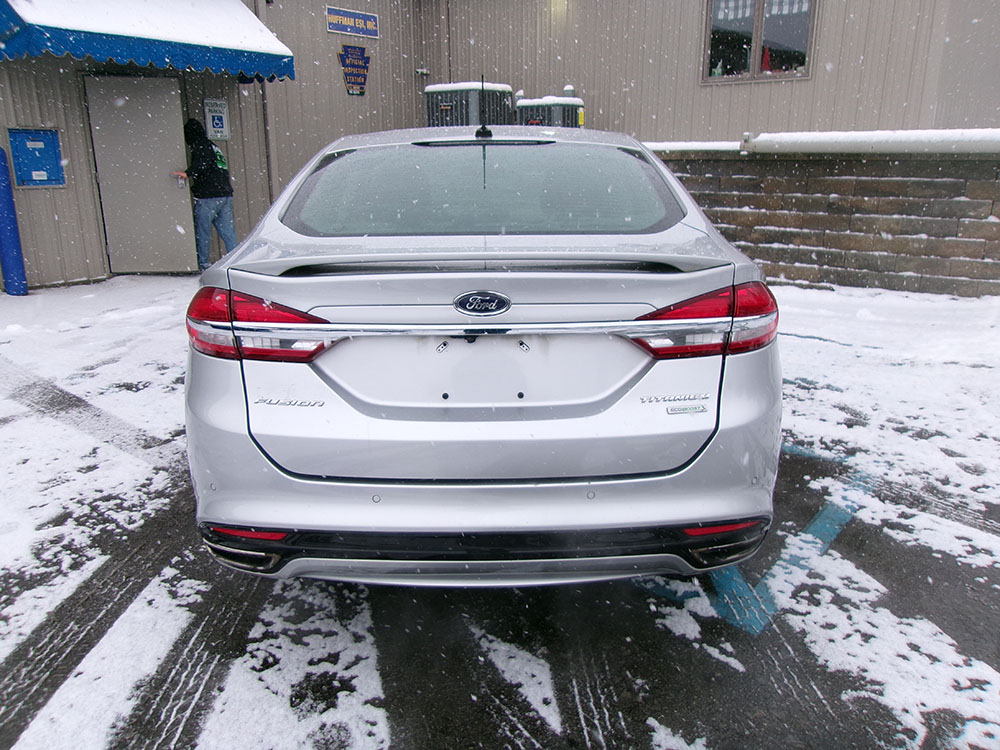 
								FORD FUSION TITANIUM full									