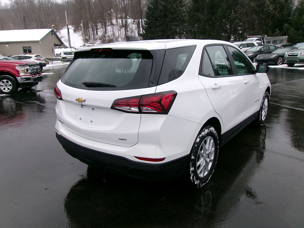 
								CHEVROLET EQUINOX LS full									