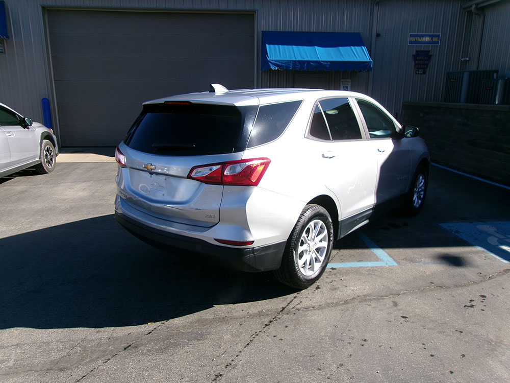 
								CHEVROLET EQUINOX LS full									