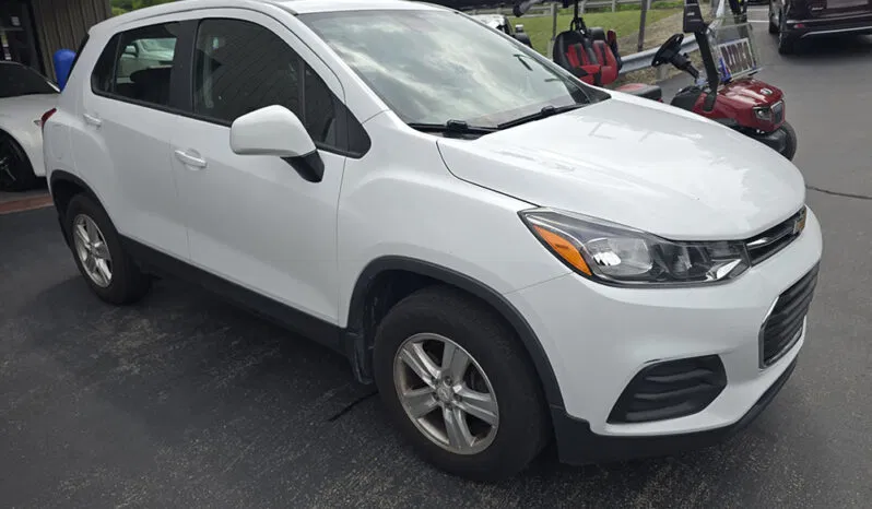 
								CHEVROLET TRAX LS full									