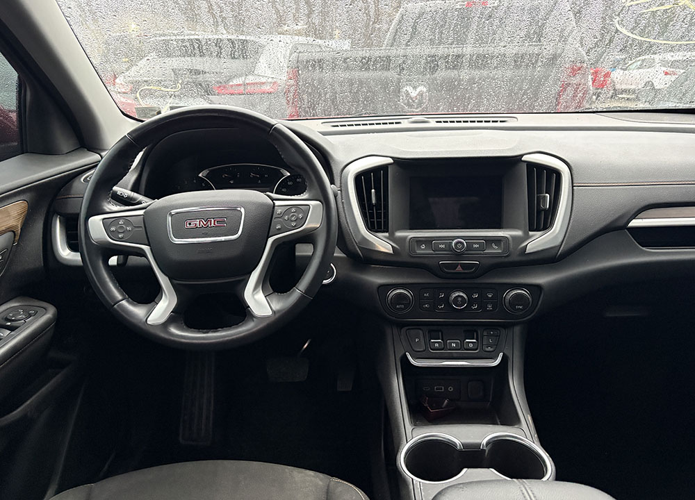 
								GMC TERRAIN SLE full									