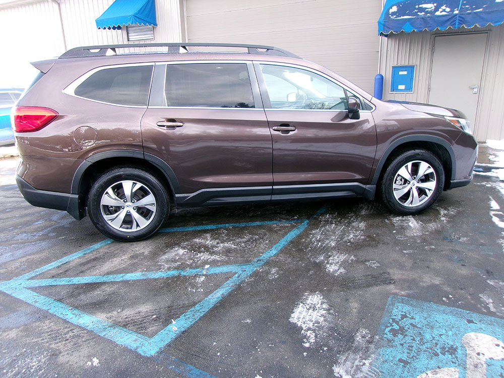 
								SUBARU ASCENT PREMIUM full									