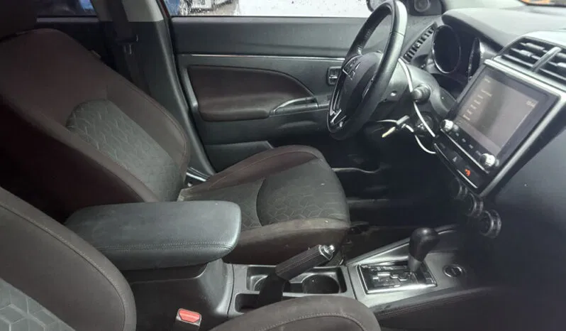 
								MITSUBISHI OUTLANDER SPORT LE full									