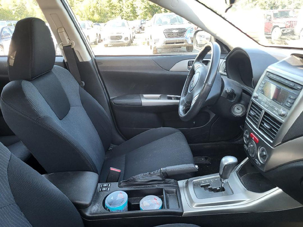 
								SUBARU IMPREZA OUTBACK SPORT full									