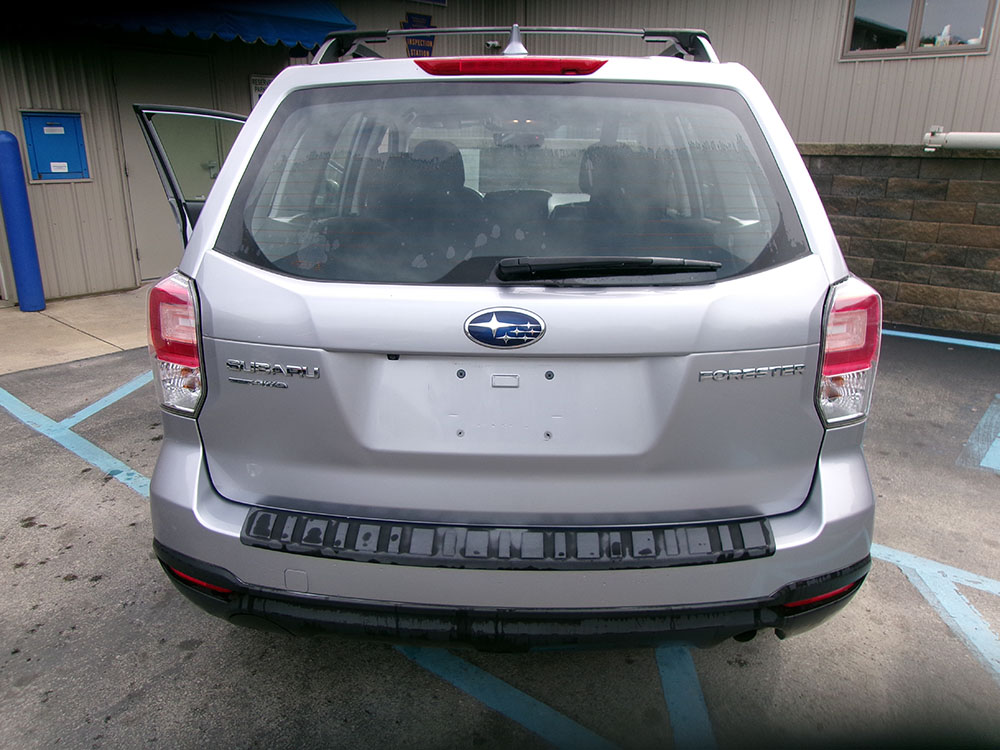 
								SUBARU FORESTER full									